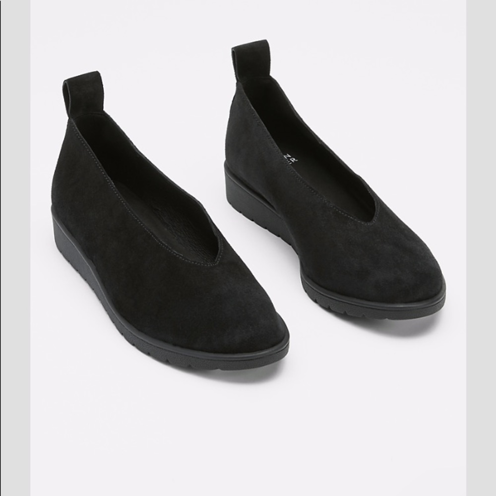 EILEEN FISHER HUMOR WEDGE BALLET FLAT IN SUEDE 8.5